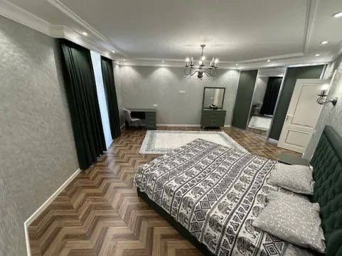 Продаётся КВАРТИРА 6/9/10 на 230м2 ЖК "Solaris" Ор-р: массив Кушбеги