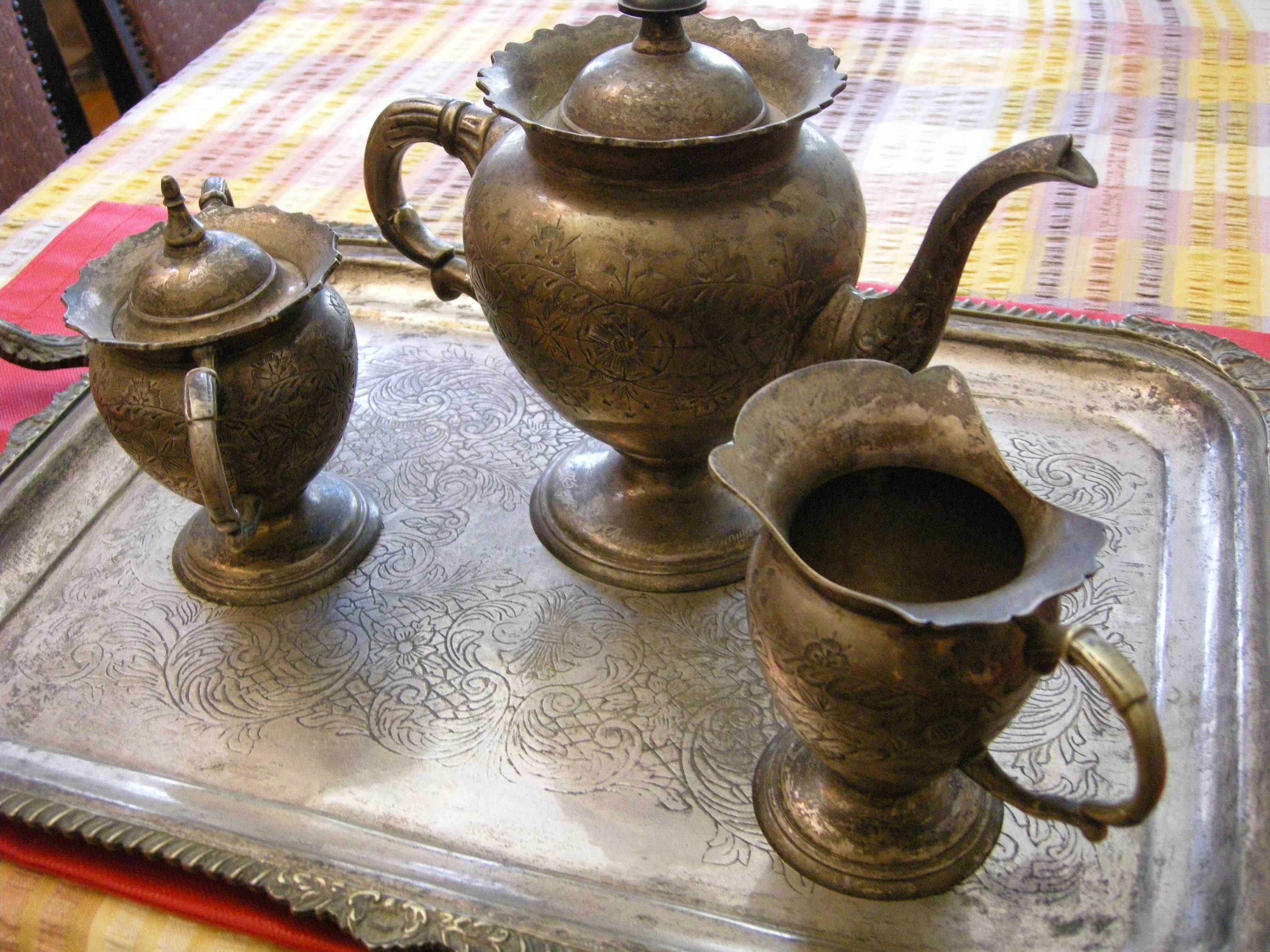Набор - поднос, чайник, сахарница, молочник, Индия