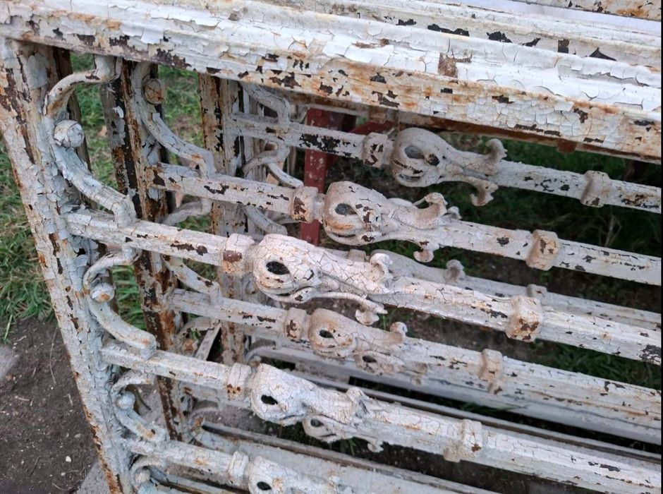 Poarta dubla fier forjat veche.Usa fier