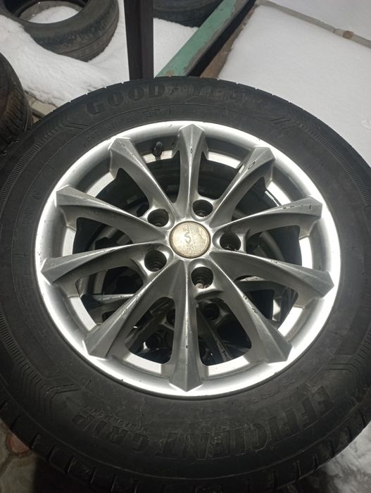 Продам диски на 15 с резиной