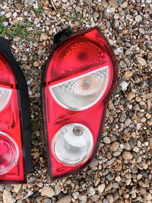 ляв и десен стоп за шевролет спарк 2013 + CHEVROLET SPARK