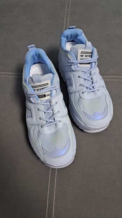 Дамски Маратонки