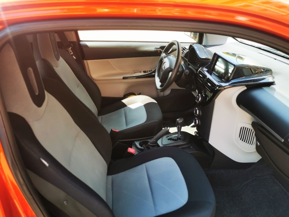 Toyota IQ 1.0 vvti, automată, 2013, 82000km, euro5