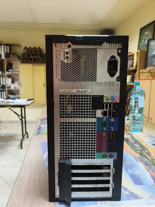 Компютър Dell optiplex 960 4gb ram, workstation,. Сървър