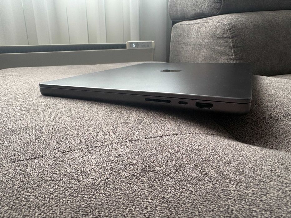 Apple Macbook Pro 16 M4 Pro 24 GB Ram Гаранция