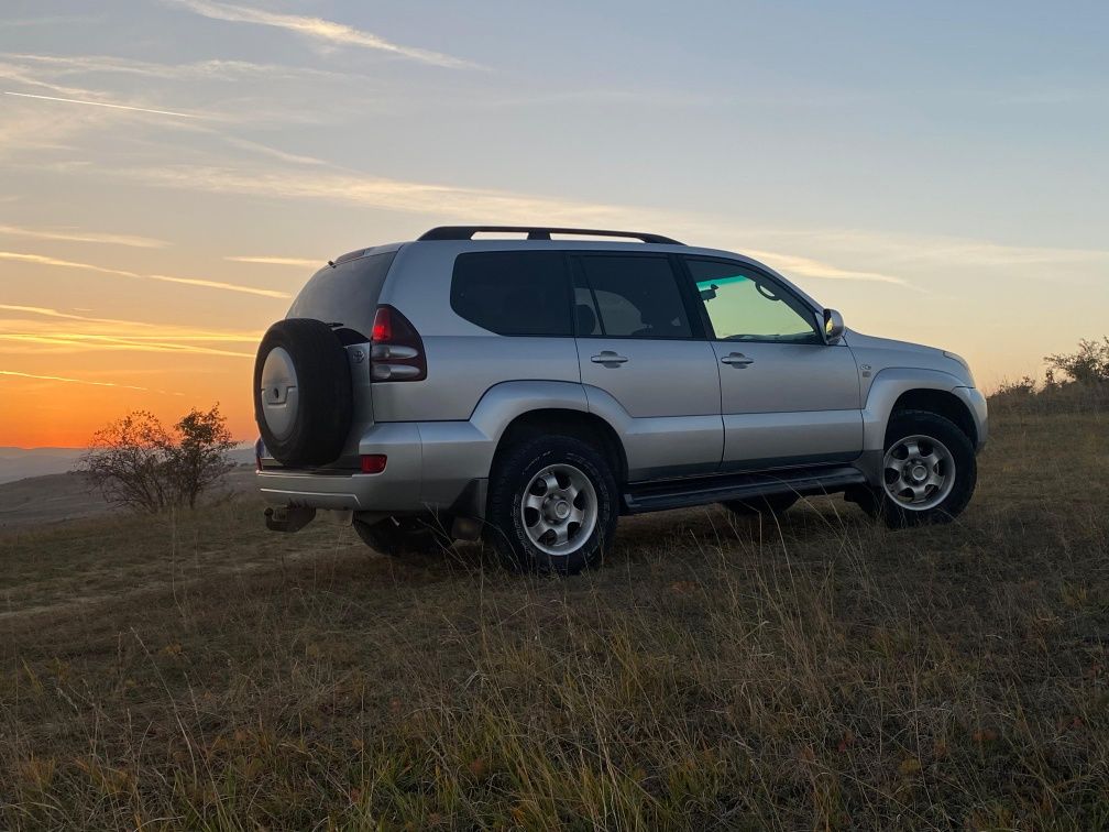 Toyota Land Cruiser 3.0 diesel autoutilitara 2007