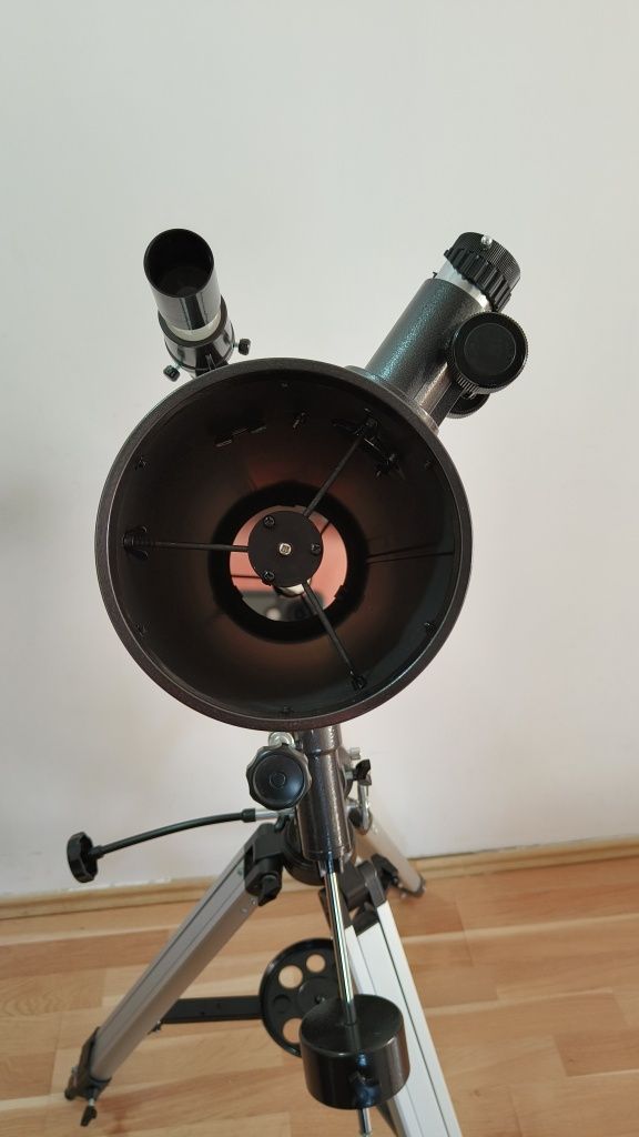 Telescop TS Optics Newton 130/650 Eqi