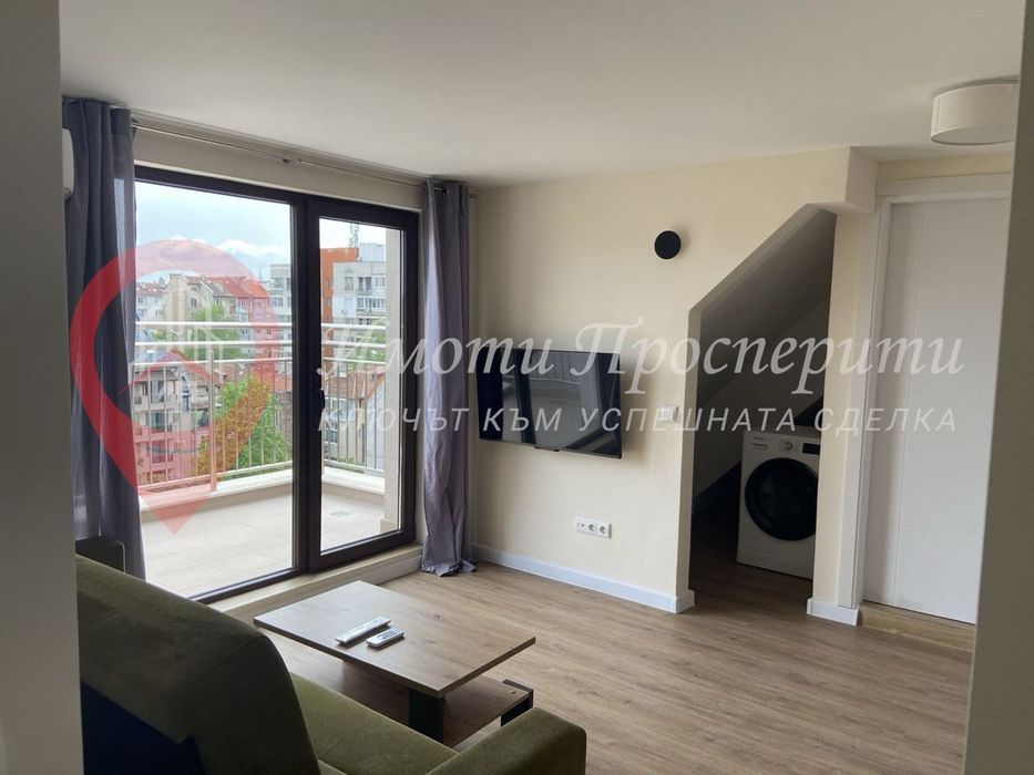 Дава се под наем Тристаен апартамент в София, Център - 81 кв.м за 700 € - Снимка #3