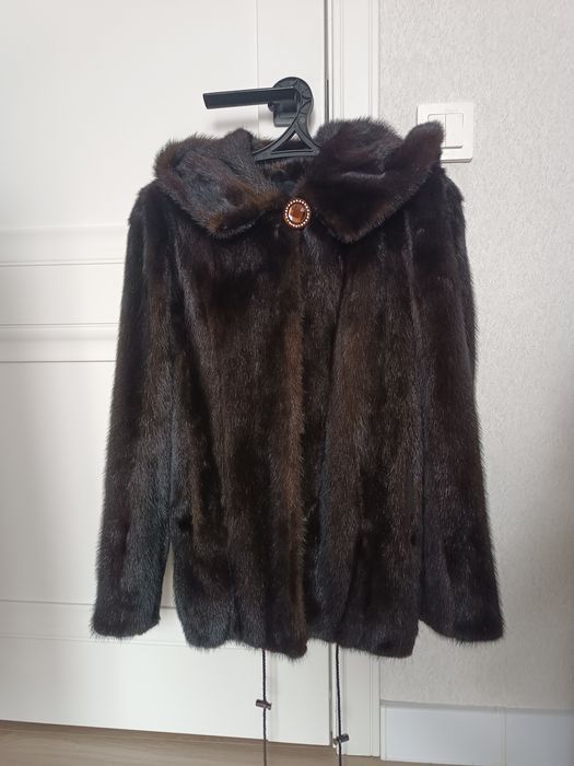 Продам норковую шубу