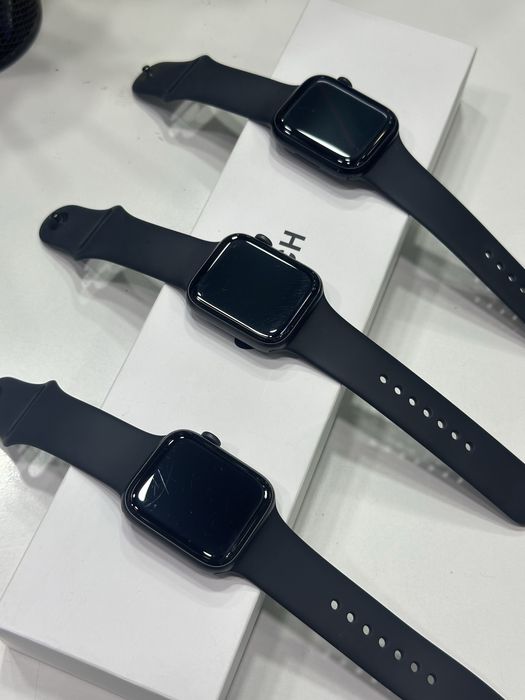 Apple Watch 8 SE icloud