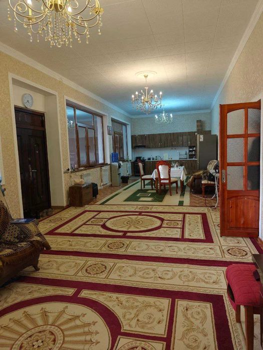 ул.Олтинводий (ул.Венгерская) Аэропорт 5,4-сот 5-ком 165 м² фасад 20 м