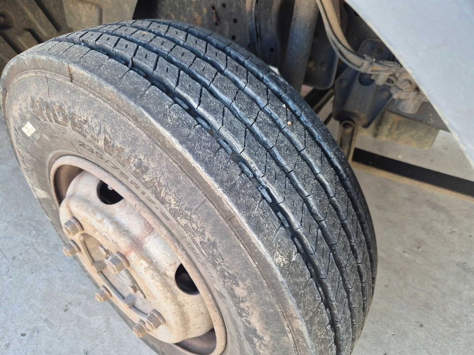 Atego 817 mercedes cu oblon hidraulic