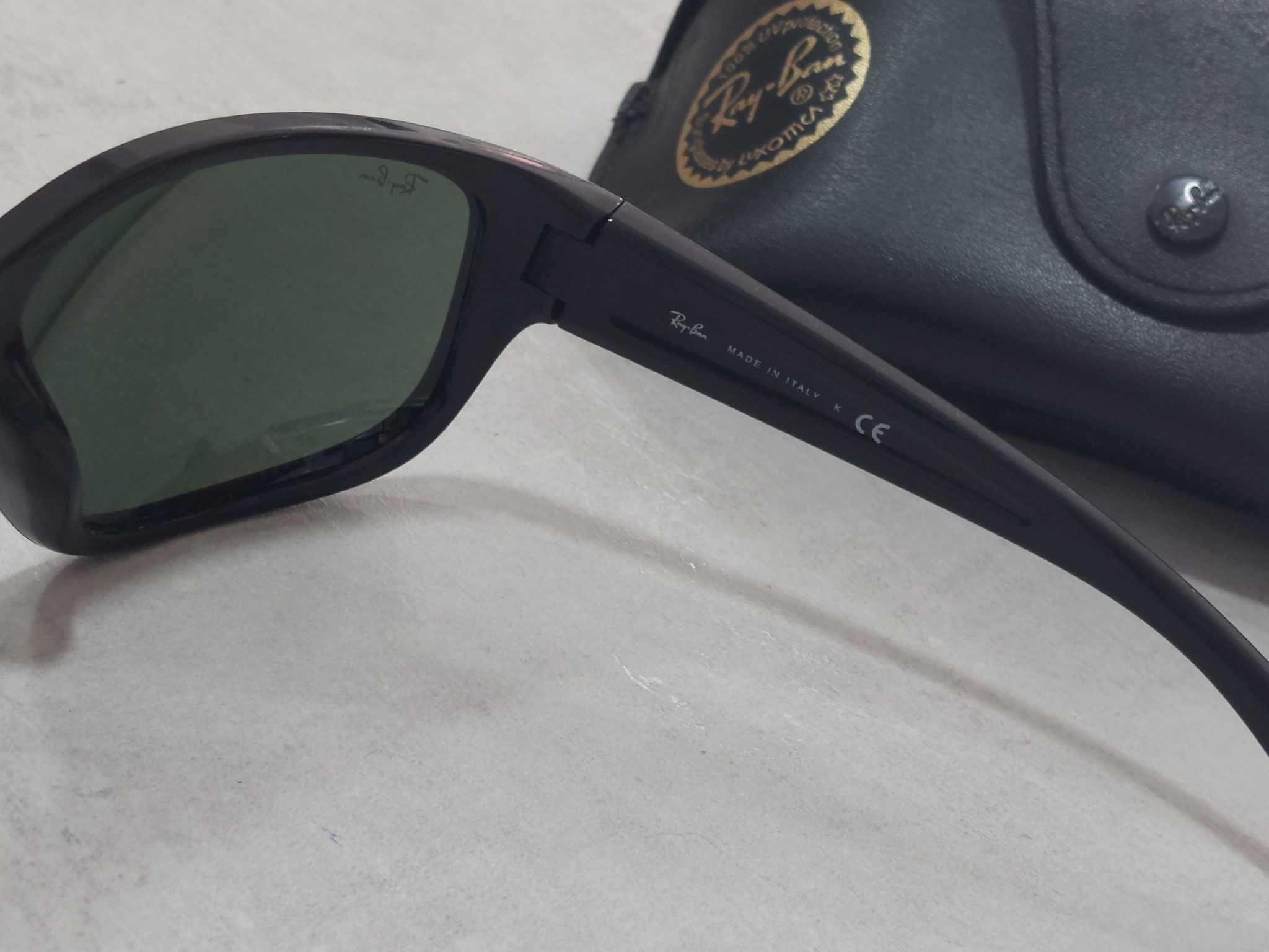 Мъжки слънчеви очила RAY-BAN RB4300