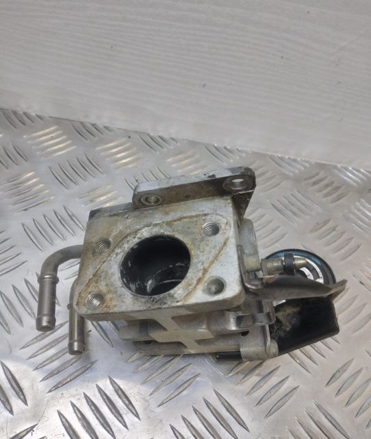 Supapa egr  Valva 03G131063E Skoda Octavia a 2-a generatie seria