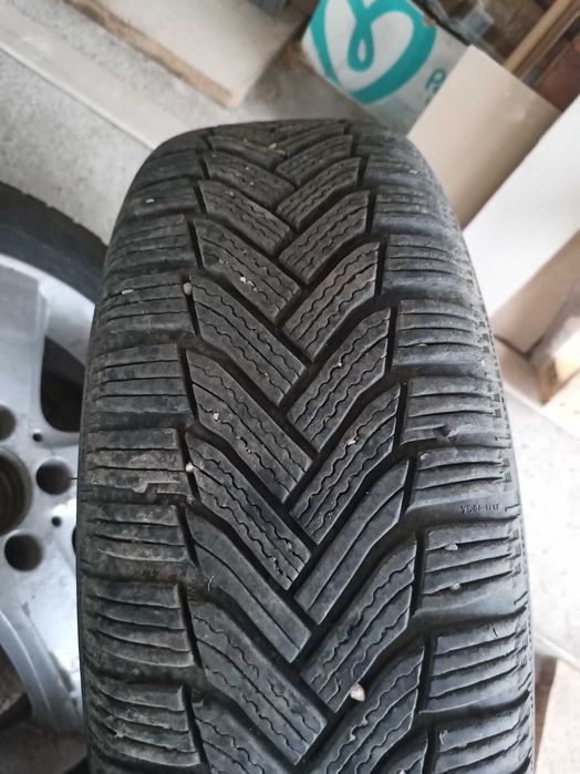 Зимни гуми мишлен 205/55 16"