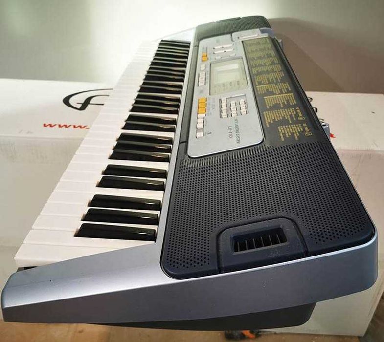 Синтезатор клавир CASIO LK-110 пиао със светещи клавиши 5 октави