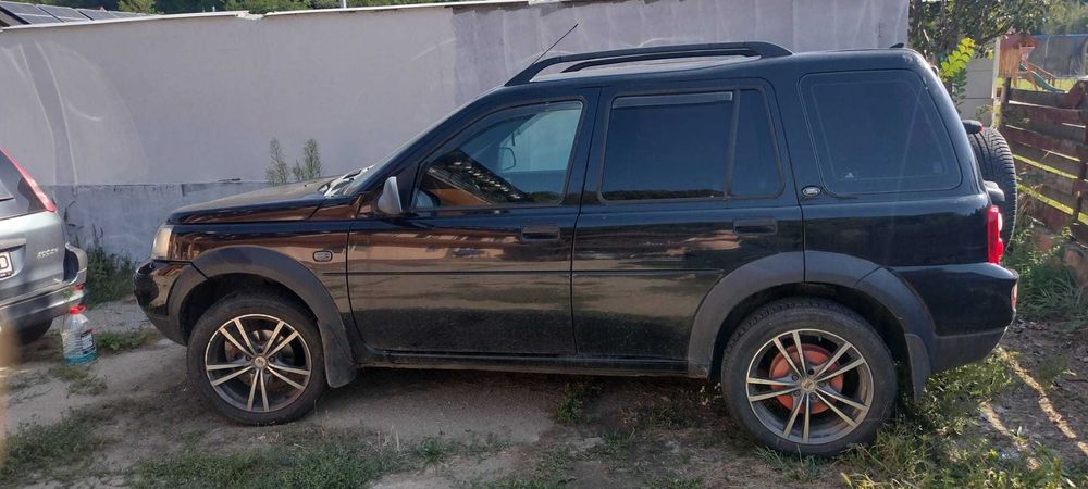 Vând autoturism Land ROVER 2006