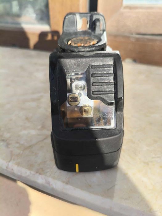 Лазерен нивелир DeWalt