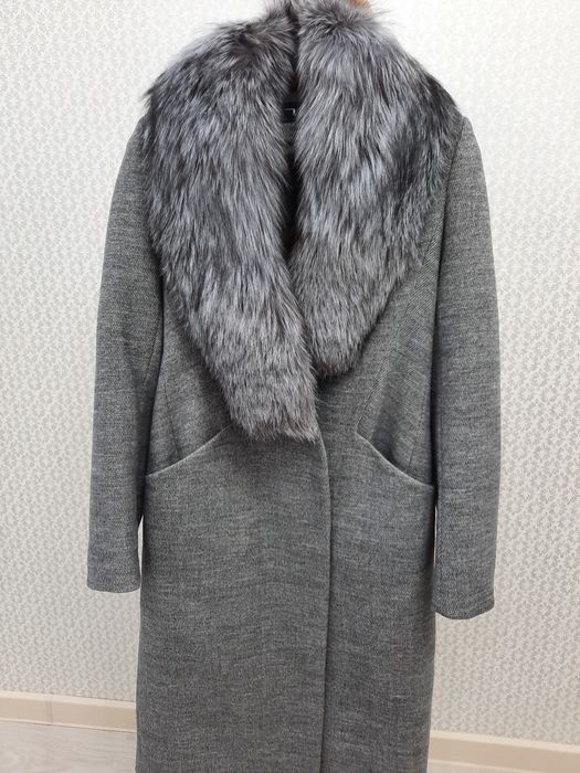 Пальто зимняя в хорошем состоянии