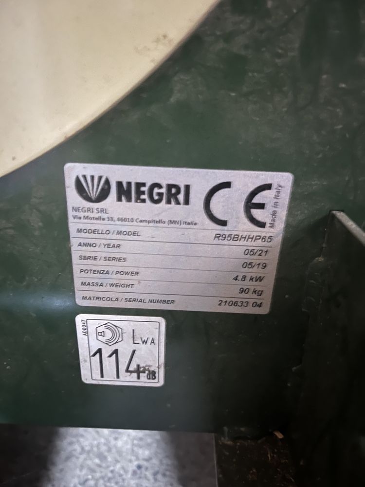 Tocator de crengi Negri R95BHHP65