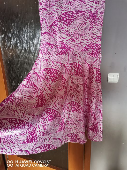 Различни рокли размер М