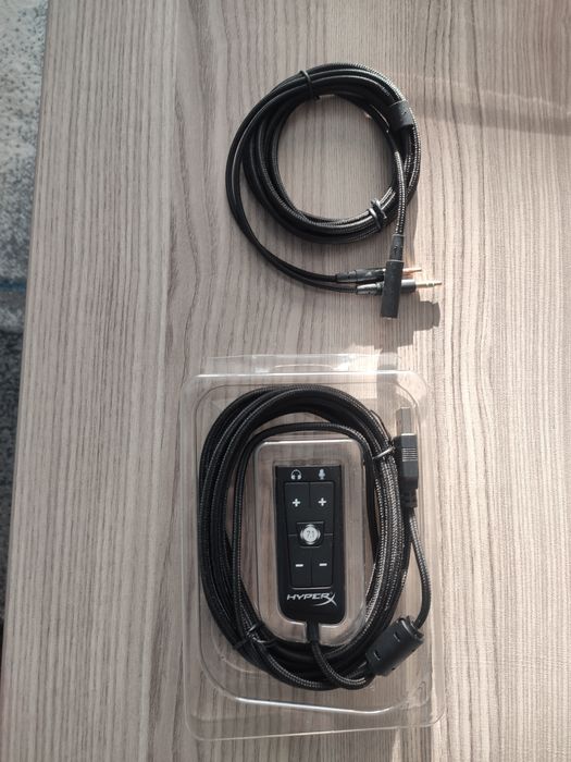 HyperX Cloud Alpha - козметични забележки + подарък USB звукова карта