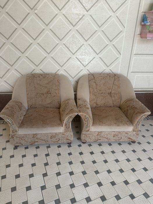 Сотилади почти янгидек турибди 4 дона