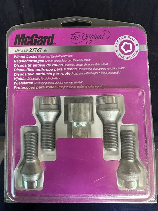 Комплект чисто нови Секретни болтове McGard M14x1.5