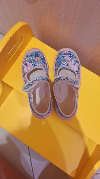 Детски пантофи за момиче на Колев и Колев