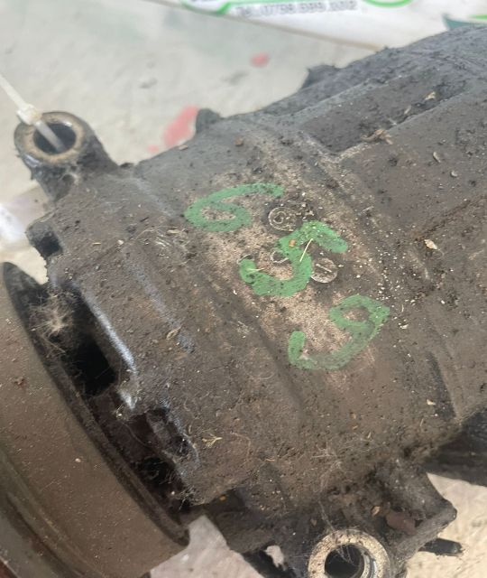 Compresor AC 8D0 260 808 Volkswagen VW Passat B5.5 (facelift)