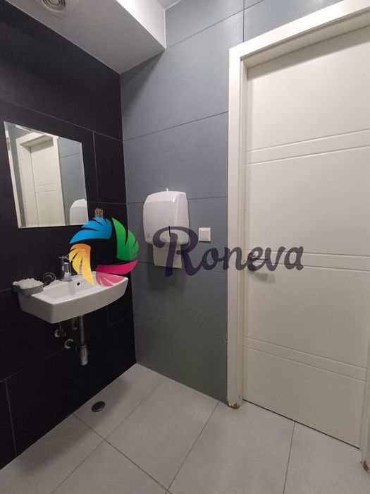 Дава се под наем Офис в Варна, Център - 143 кв.м за 2228 € - Снимка #3