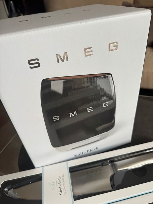 Блок за ножове SMEG