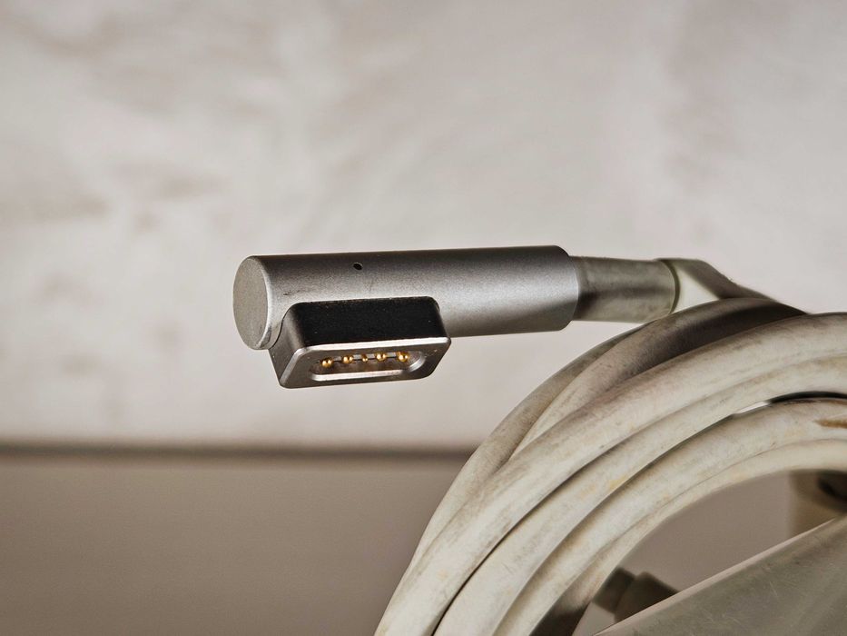 Incarcator original Apple Macbook Pro A1344 60W 16.5V 3.65A MagSafe