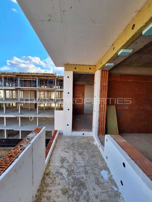 Продава се Двустаен апартамент в Пловдив, Южен - 65 кв.м за 1000 €/кв.м - Снимка #7