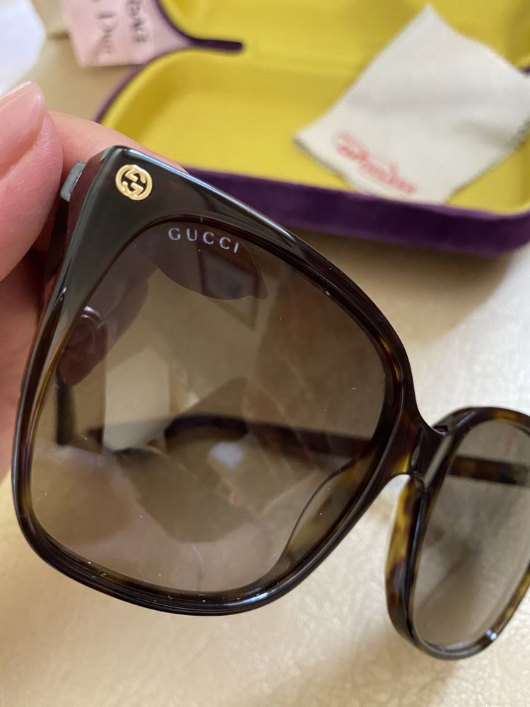 Дамски слънчеви очила Gucci