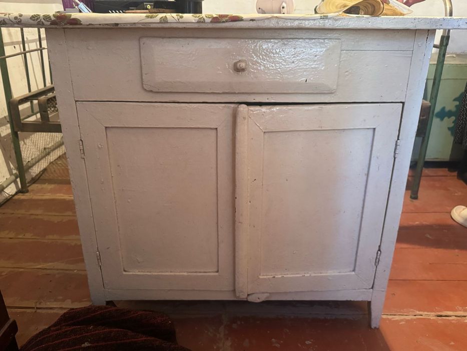 Советский шкафчик