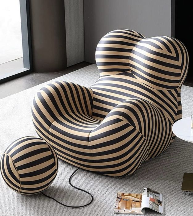 Vand Fotoliu cu dungi si bila stil minimalist