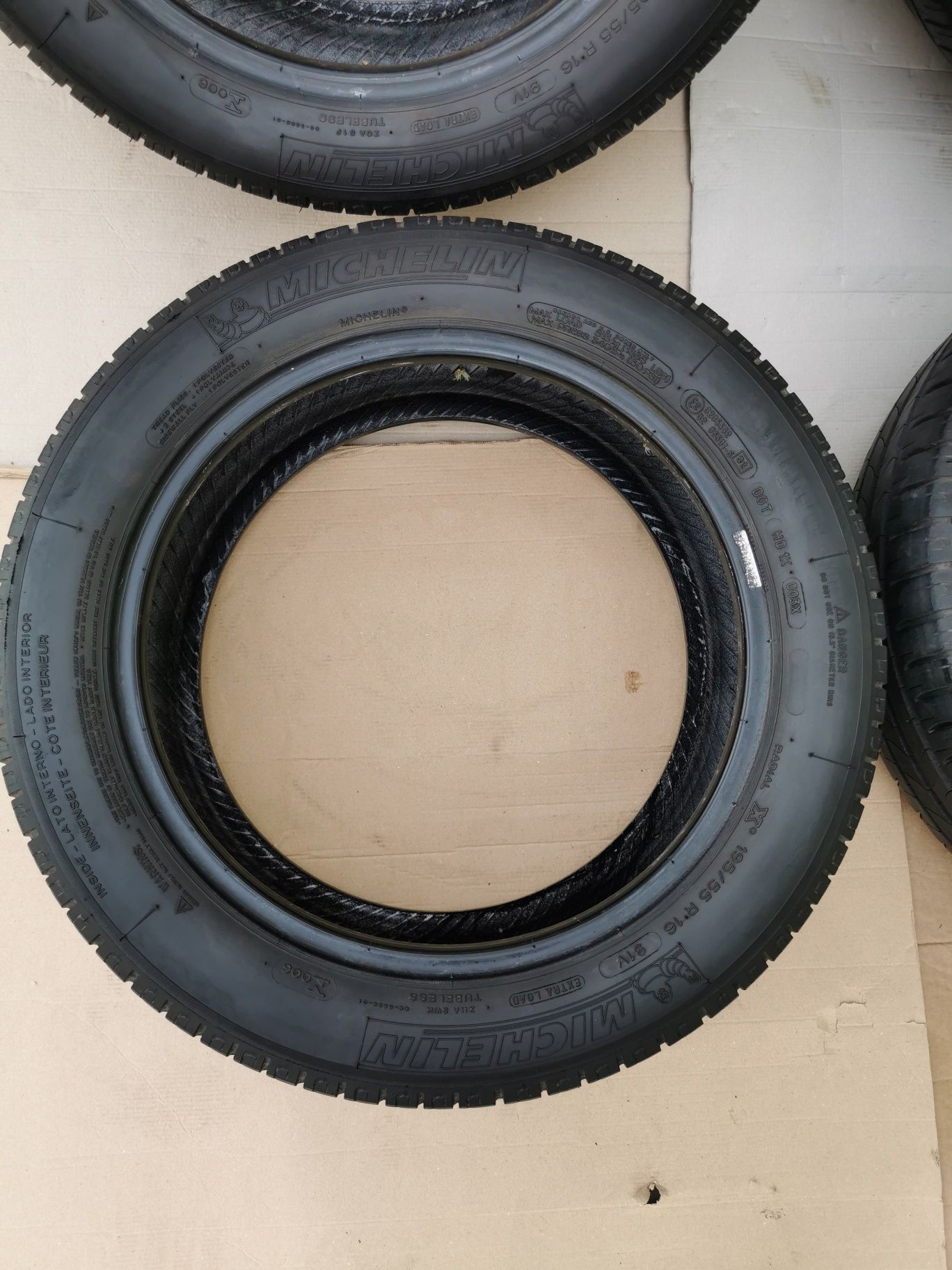 Anvelope de vara 195/55 R16 2x 245/40 R18 Noi