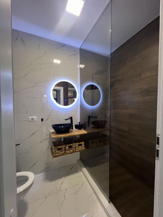 Inchiriez apartament in West Residence