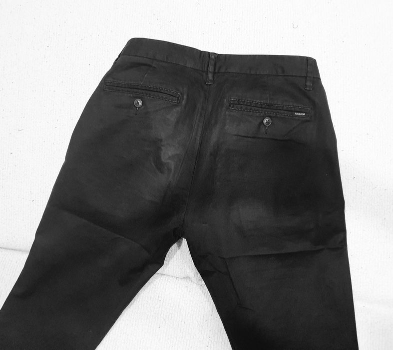 Pantaloni bărbați Pull&Bear
