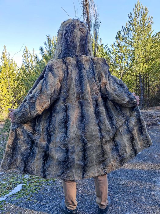 Кожено палто с качулка за кукерски костюм размер М