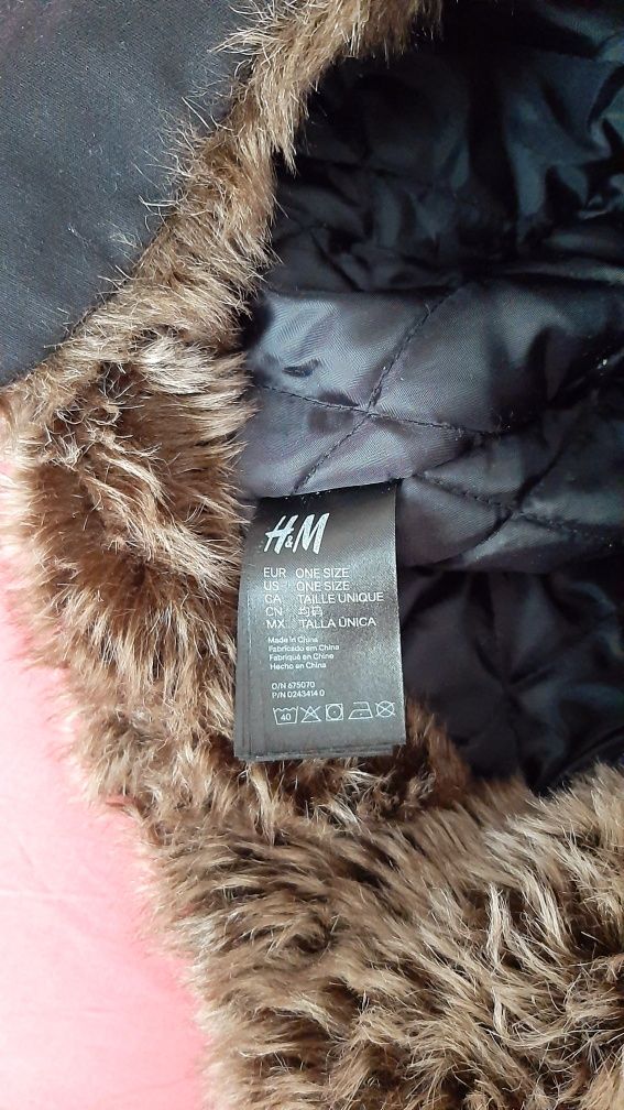 Продавам дамска шапка от имитация на козина. H&M