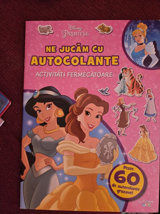 Vand carti printese+puzzle Clementoni 60 piese aceeasi categorie :)