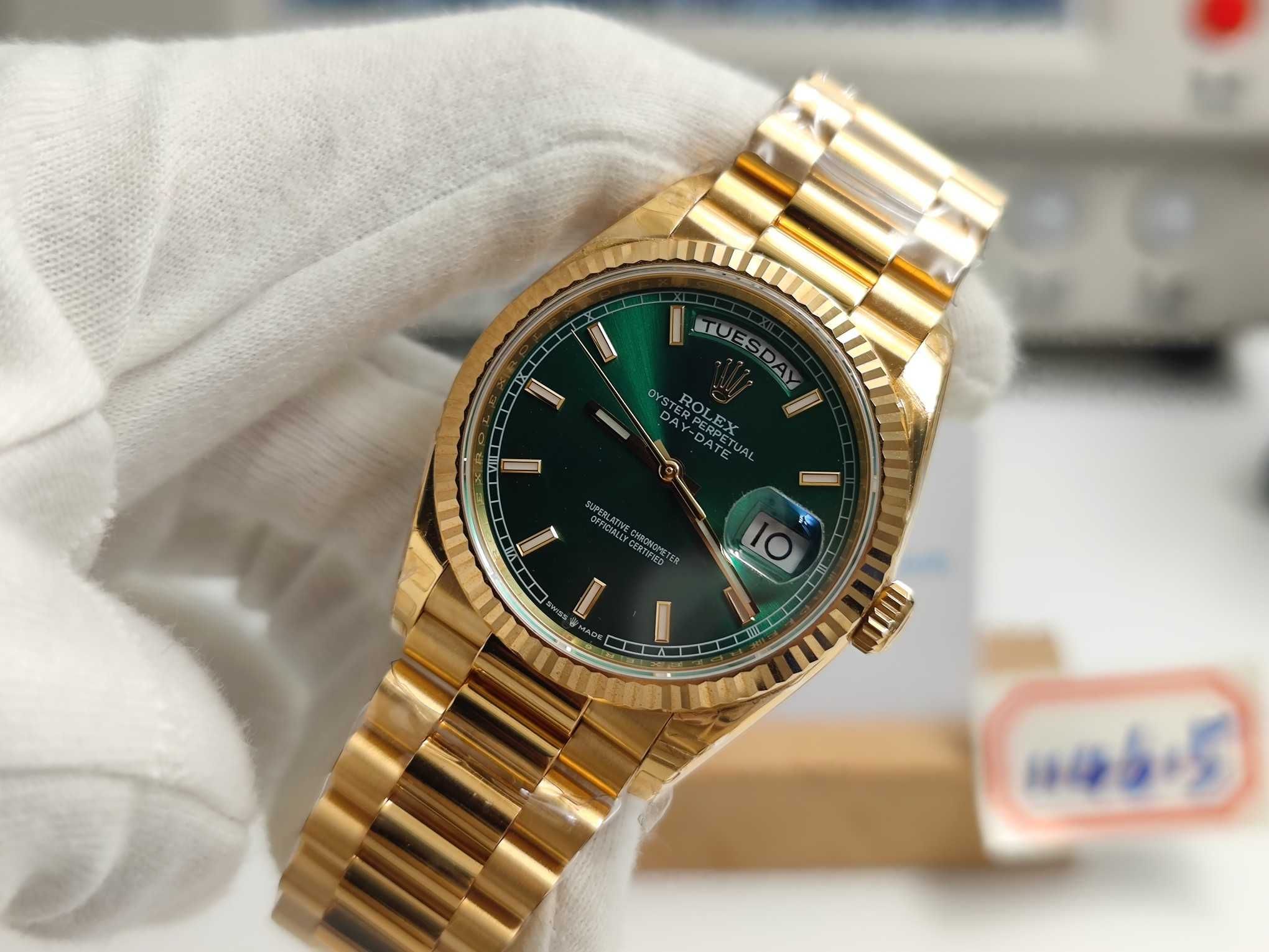 Ceas Rolex DayDate 36mm 118238 Flt Pres YG/YG Green Dial