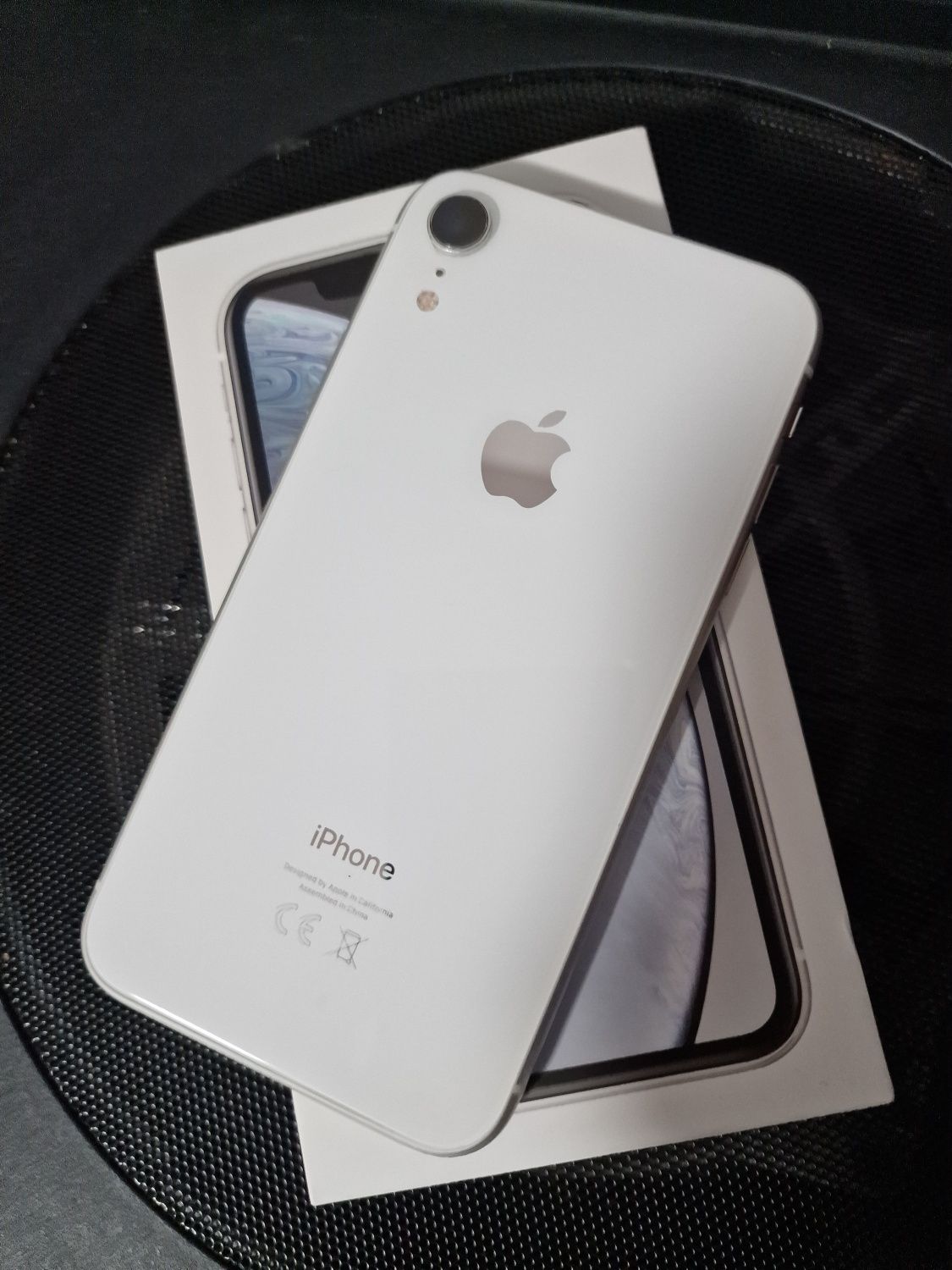 Iphone XR 64 GB white