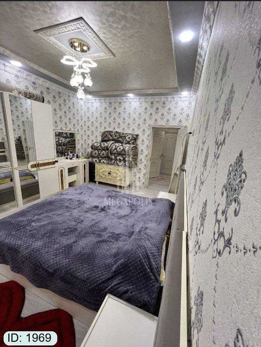 kvartira sotiladi №1969  6-mikrorayon T.Farogiy Fayzmebil