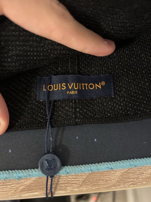 Caciula louis vuitton
