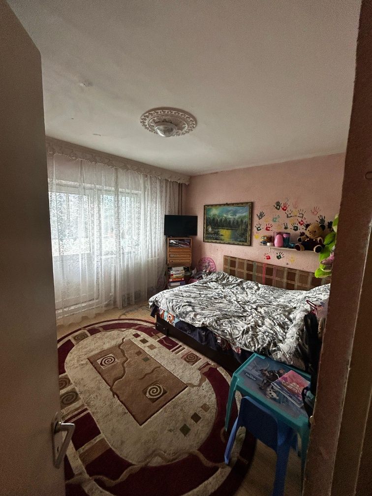 Apartament  3 camere decomandate