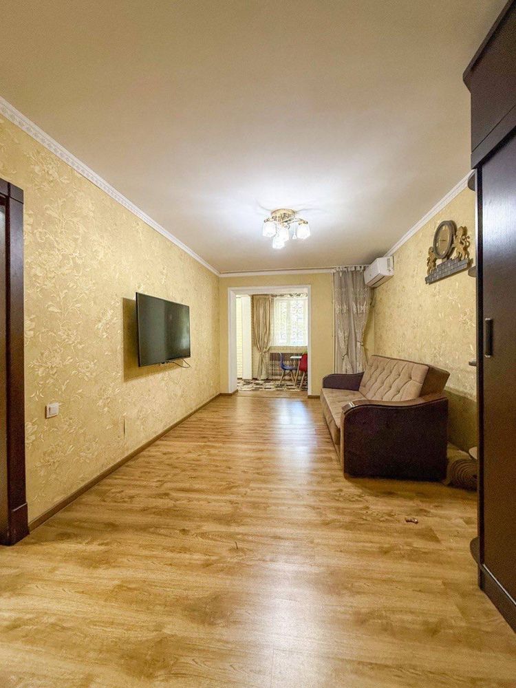Продается квартира 2/1/4 ул.Буюу Ипак Йули
