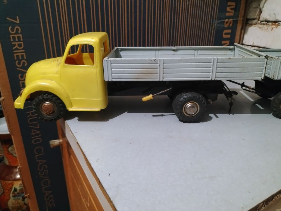 Камион макет метален magirus conrad corgi